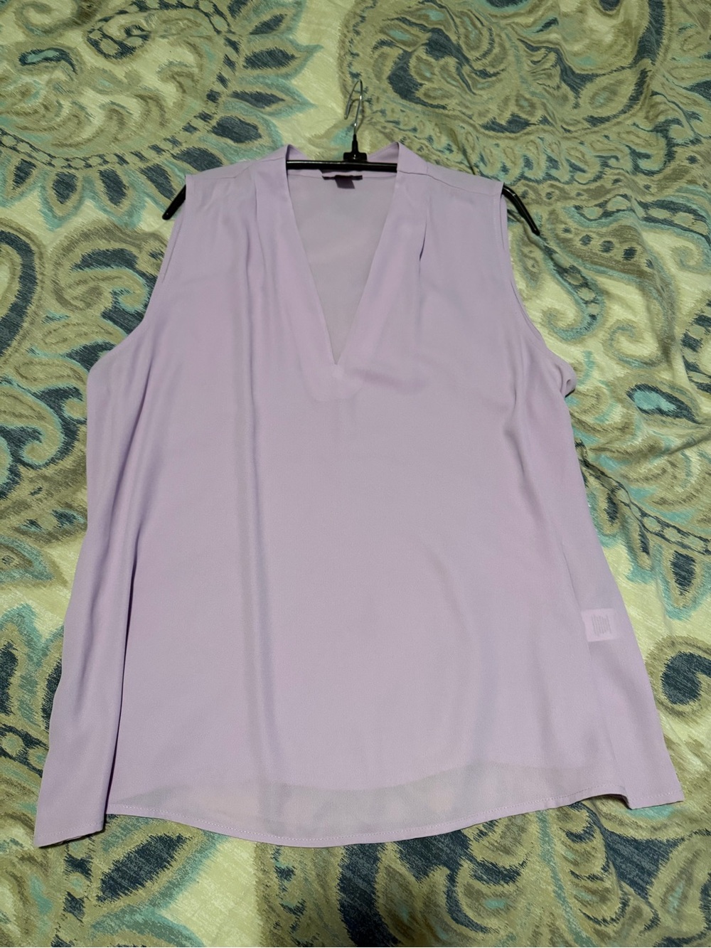 Halogen Lavender Sleeveless V-Neck Camisole